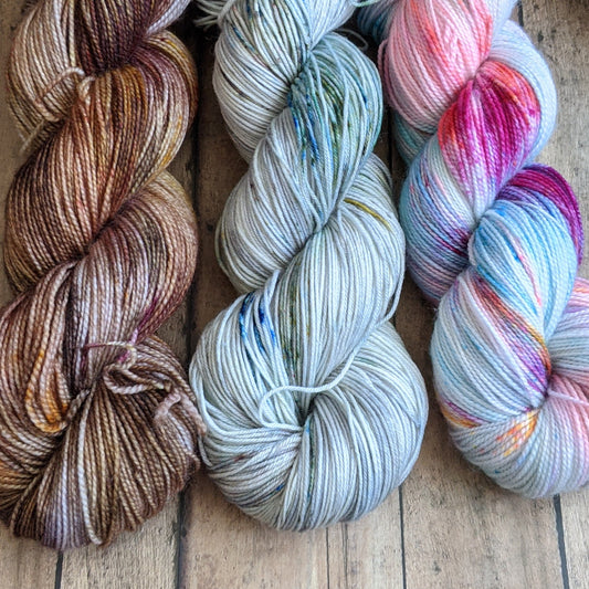 Base Showdown : Sock Yarns