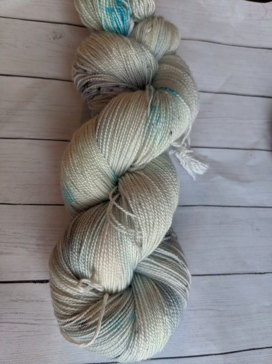Storm - (Discontinued) Delia 80/20