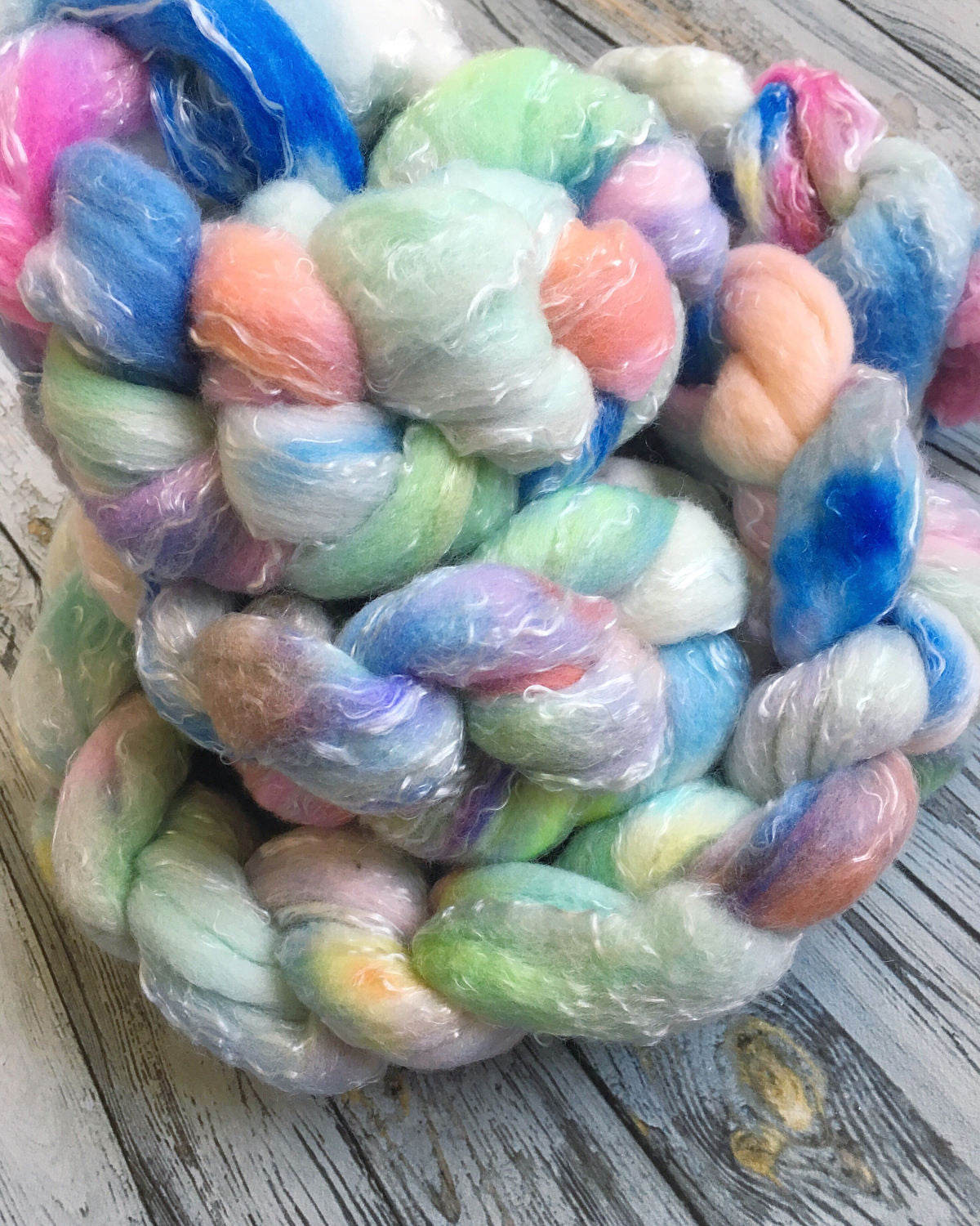 Spinning Fibre | Egg Hunt | 4 oz Rambouillet/Tencel