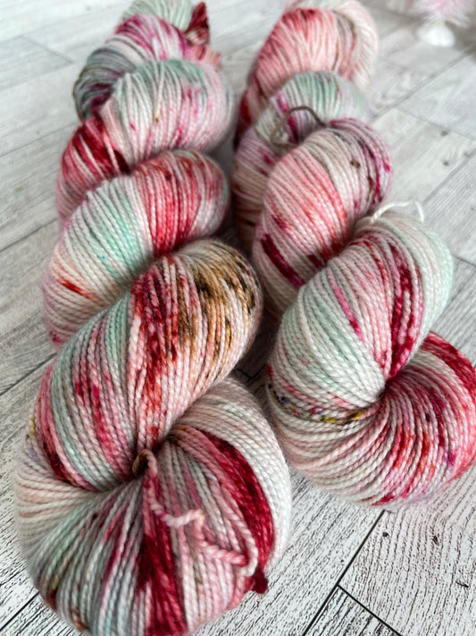 Nutcracker Kisses - Delia 80/20